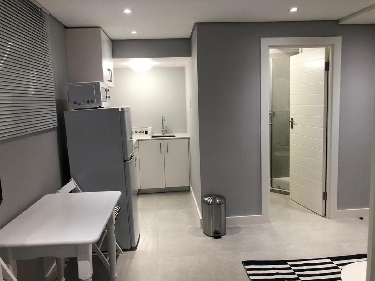 Apartmán Private Bachelor Pad In Sea Point Kapské Město Exteriér fotografie