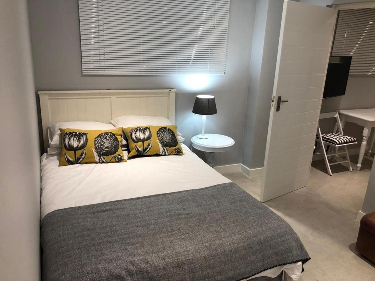 Apartmán Private Bachelor Pad In Sea Point Kapské Město Exteriér fotografie